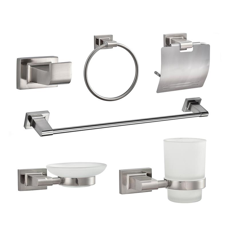 ACCESORIOS DE BAÑO SERIE CORFÚ 6 PIEZAS CROMADO BENOTTI